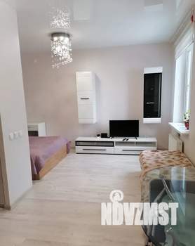 Студия квартира, посуточно, 33м2, 1/9 этаж