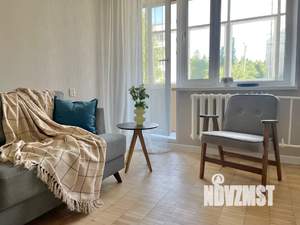 1-к квартира, посуточно, 36м2, 2/9 этаж