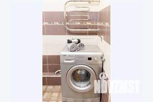 1-к квартира, посуточно, 42м2, 8/10 этаж