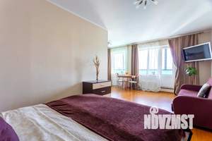 Студия квартира, посуточно, 36м2, 9/15 этаж