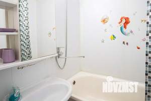 1-к квартира, посуточно, 37м2, 1/1 этаж