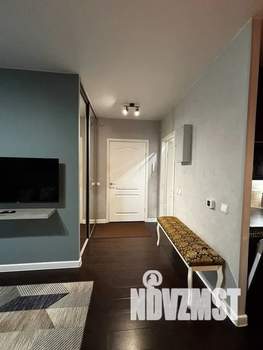 Студия квартира, посуточно, 32м2, 1/3 этаж