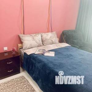 1-к квартира, посуточно, 50м2, 1/1 этаж