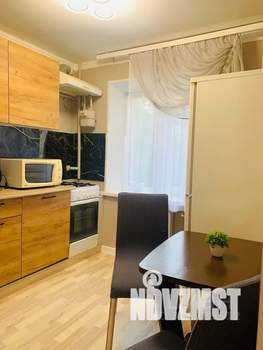 1-к квартира, посуточно, 30м2, 2/3 этаж