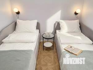 1-к квартира, посуточно, 46м2, 1/1 этаж