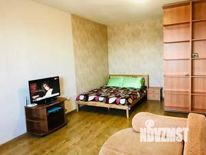 1-к квартира, посуточно, 34м2, 6/9 этаж