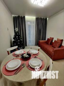 1-к квартира, посуточно, 42м2, 18/25 этаж