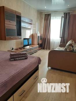 1-к квартира, посуточно, 36м2, 4/21 этаж