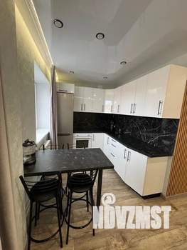 1-к квартира, посуточно, 42м2, 3/5 этаж