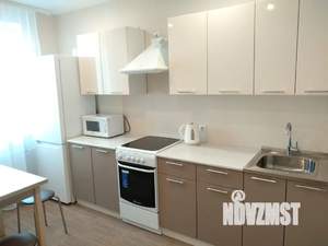 1-к квартира, посуточно, 37м2, 13/14 этаж