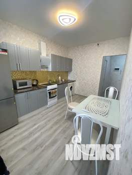 1-к квартира, посуточно, 42м2, 3/22 этаж