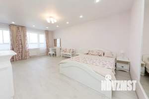 Студия квартира, посуточно, 33м2, 5/10 этаж