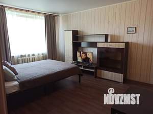 1-к квартира, посуточно, 33м2, 5/5 этаж