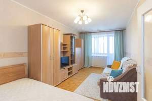 1-к квартира, посуточно, 42м2, 1/1 этаж
