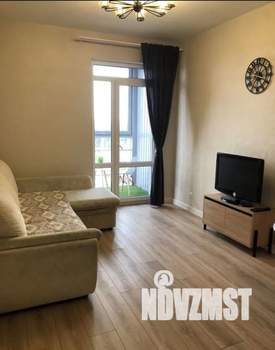 2-к квартира, посуточно, 38м2, 20/25 этаж