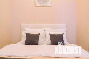 2-к квартира, посуточно, 34м2, 9/10 этаж