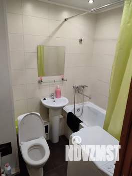 1-к квартира, посуточно, 38м2, 3/9 этаж