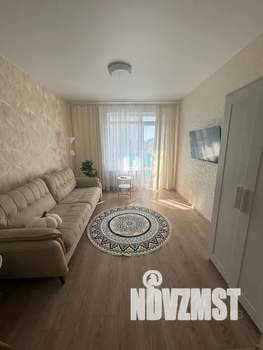 2-к квартира, посуточно, 42м2, 4/25 этаж