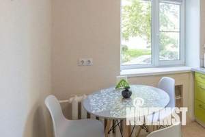 2-к квартира, посуточно, 45м2, 1/5 этаж