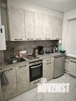 2-к квартира, посуточно, 42м2, 3/5 этаж