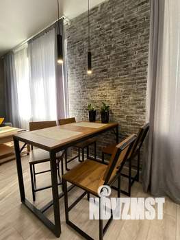 Студия квартира, посуточно, 36м2, 2/4 этаж