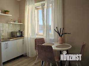 1-к квартира, посуточно, 35м2, 5/9 этаж
