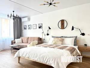 Студия квартира, посуточно, 32м2, 1/6 этаж