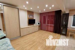 1-к квартира, посуточно, 32м2, 3/5 этаж