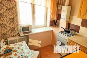 2-к квартира, посуточно, 45м2, 5/5 этаж