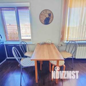 2-к квартира, посуточно, 47м2, 4/5 этаж