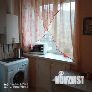 1-к квартира, посуточно, 35м2, 3/5 этаж