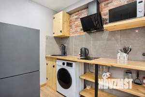 Студия квартира, посуточно, 32м2, 1/5 этаж