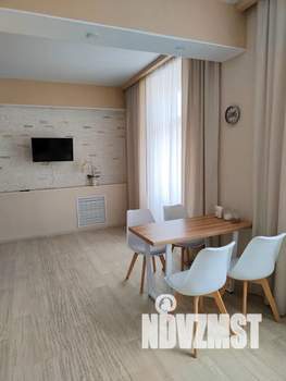 Студия квартира, посуточно, 33м2, 5/5 этаж