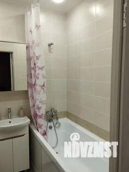 2-к квартира, посуточно, 44м2, 4/25 этаж