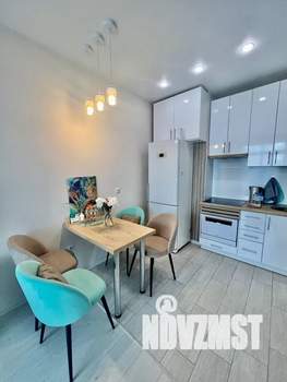 2-к квартира, посуточно, 38м2, 9/16 этаж