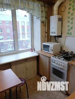 2-к квартира, посуточно, 44м2, 3/5 этаж