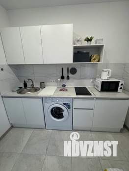 1-к квартира, посуточно, 39м2, 2/17 этаж