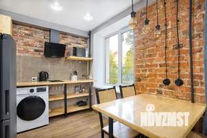 Студия квартира, посуточно, 32м2, 1/5 этаж