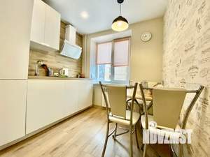 Студия квартира, посуточно, 32м2, 2/5 этаж