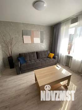 Студия квартира, посуточно, 36м2, 2/4 этаж