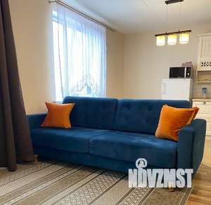 Студия квартира, посуточно, 35м2, 2/5 этаж