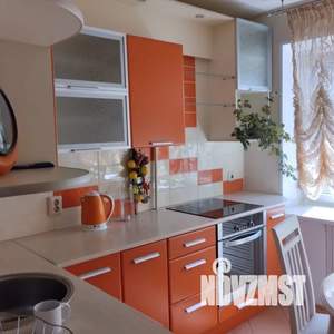 2-к квартира, посуточно, 50м2, 3/4 этаж