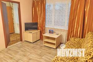 2-к квартира, посуточно, 45м2, 5/5 этаж