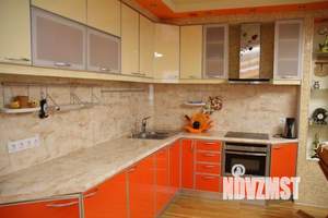 1-к квартира, посуточно, 60м2, 1/1 этаж