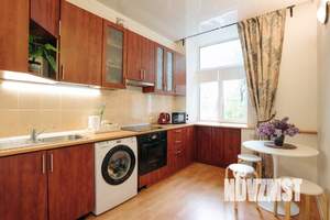 2-к квартира, посуточно, 72м2, 1/1 этаж