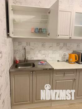 1-к квартира, посуточно, 32м2, 9/16 этаж