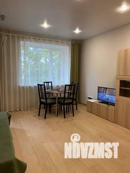 2-к квартира, посуточно, 40м2, 2/5 этаж