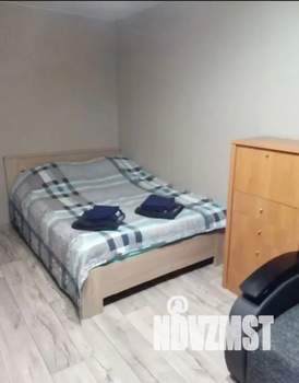 1-к квартира, посуточно, 32м2, 3/5 этаж