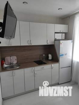 1-к квартира, посуточно, 40м2, 3/10 этаж