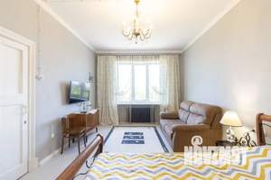 1-к квартира, посуточно, 52м2, 5/5 этаж